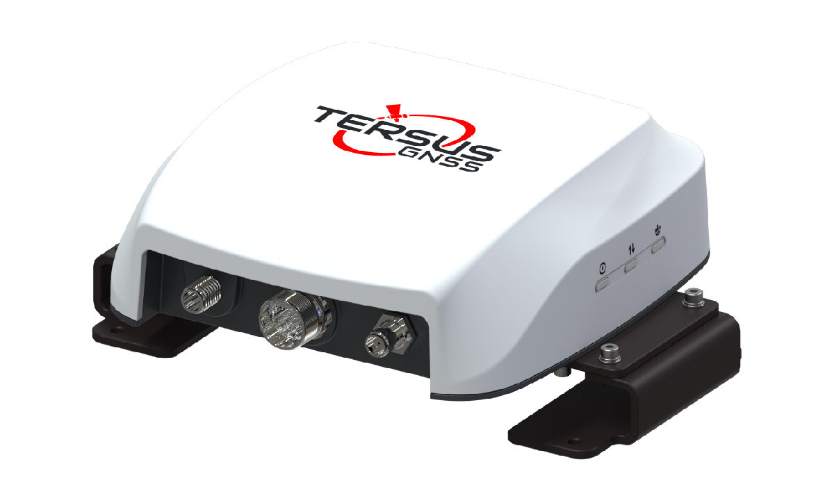 RS232, RS485, TTL, and CAN communication interfaces for receiver integration applications_en_1200x700 副本 4.jpg
